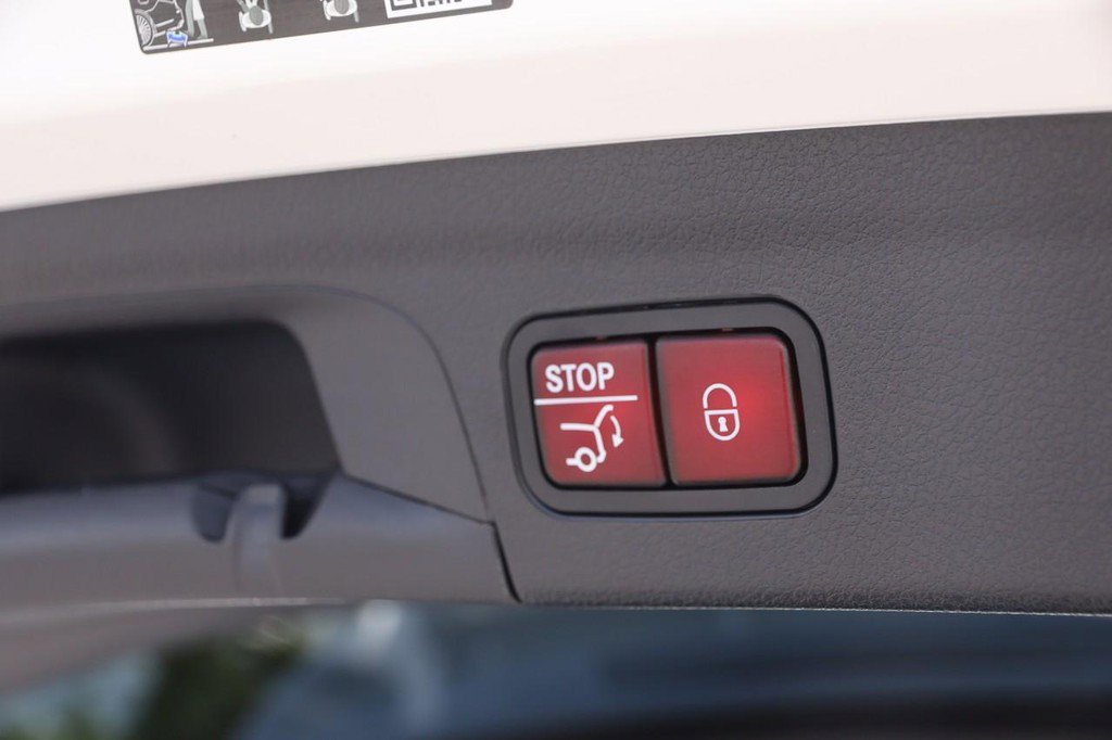 Used 2024 Mercedes-Benz GLE 450 4MATIC image 8