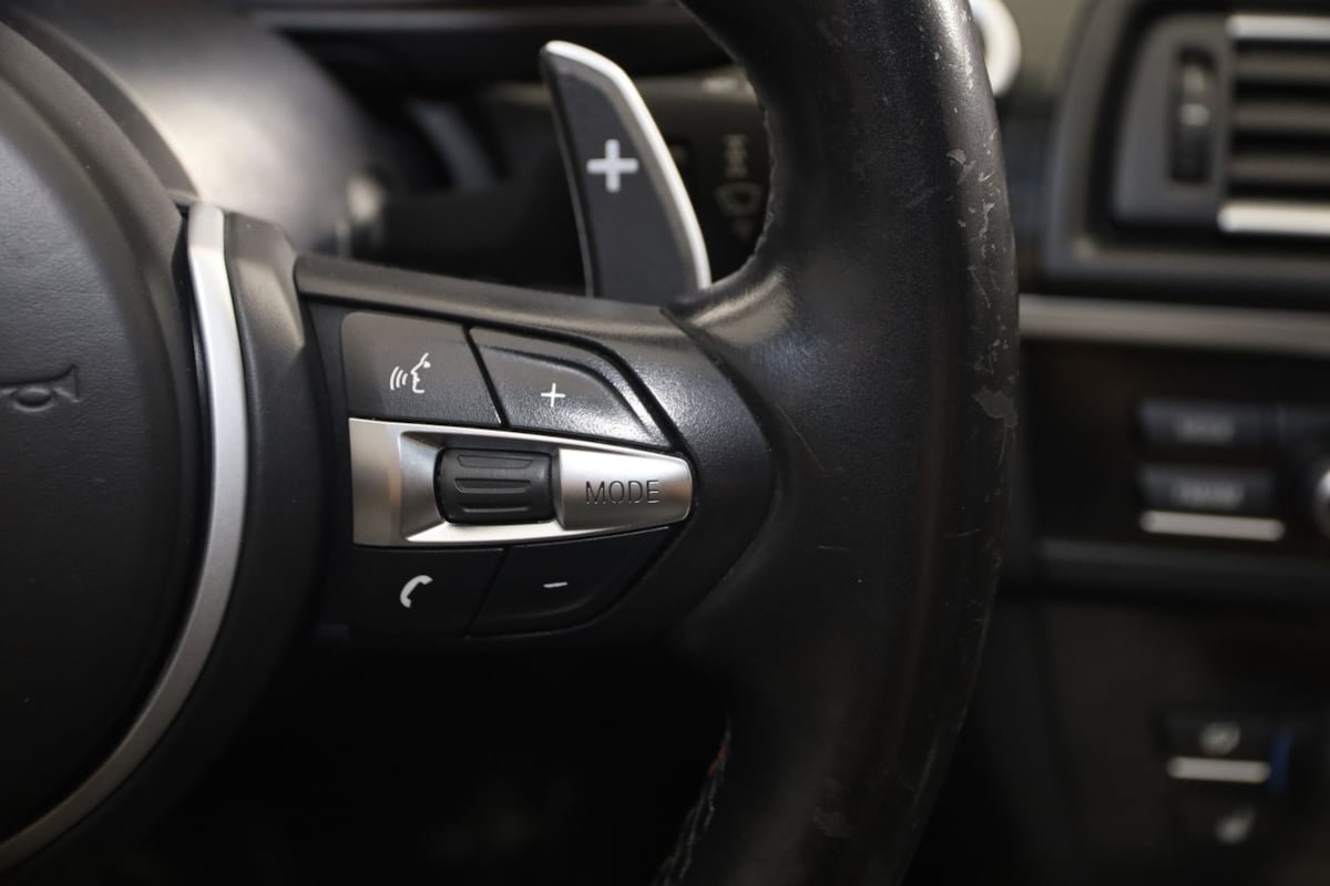 Used 2015 BMW M5 RWD image 37