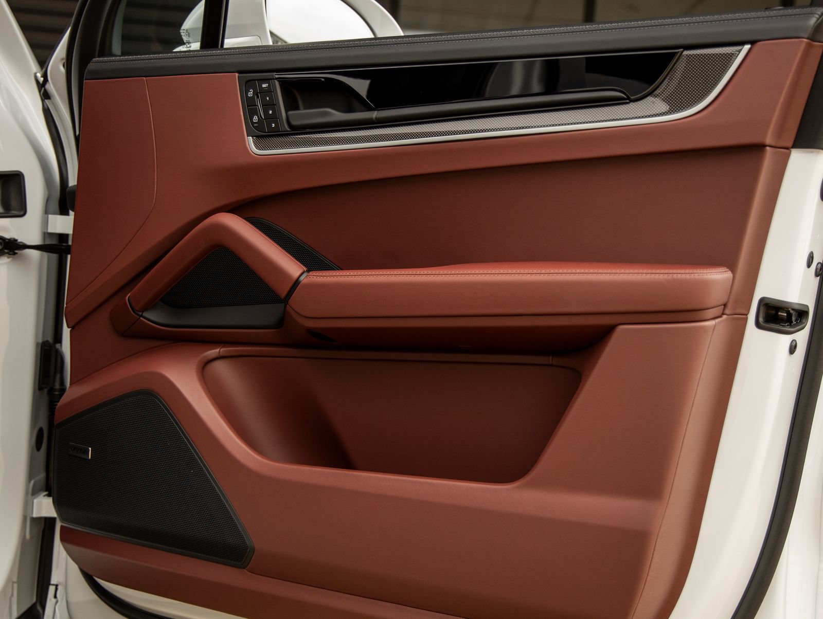 New 2026 Porsche Cayenne S AWD/4WD image 39