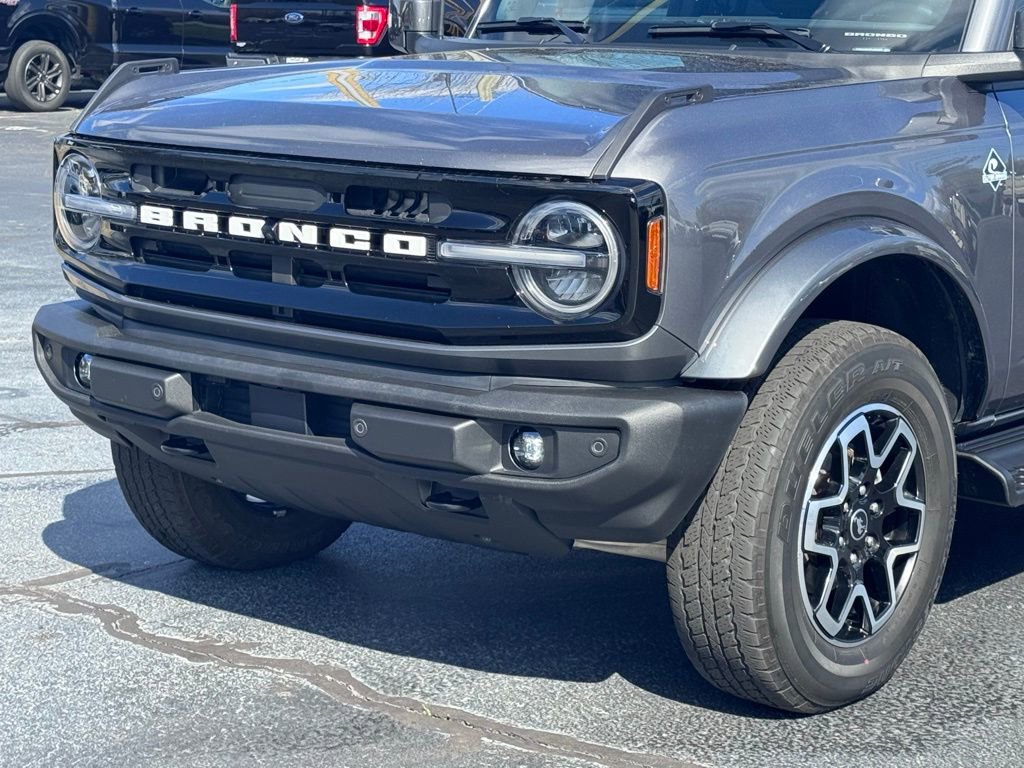 Used 2023 Ford Bronco Outer Banks image 35