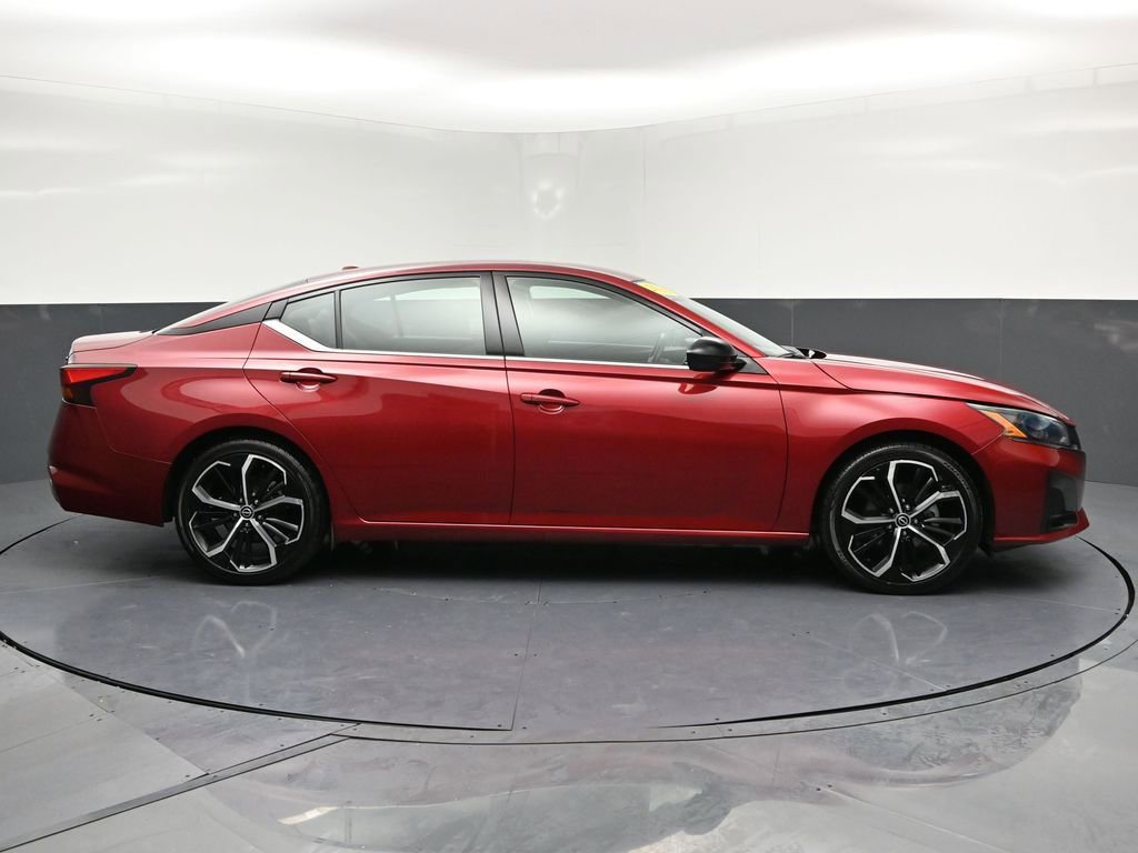 Used 2023 Nissan Altima 2.5 SR image 25