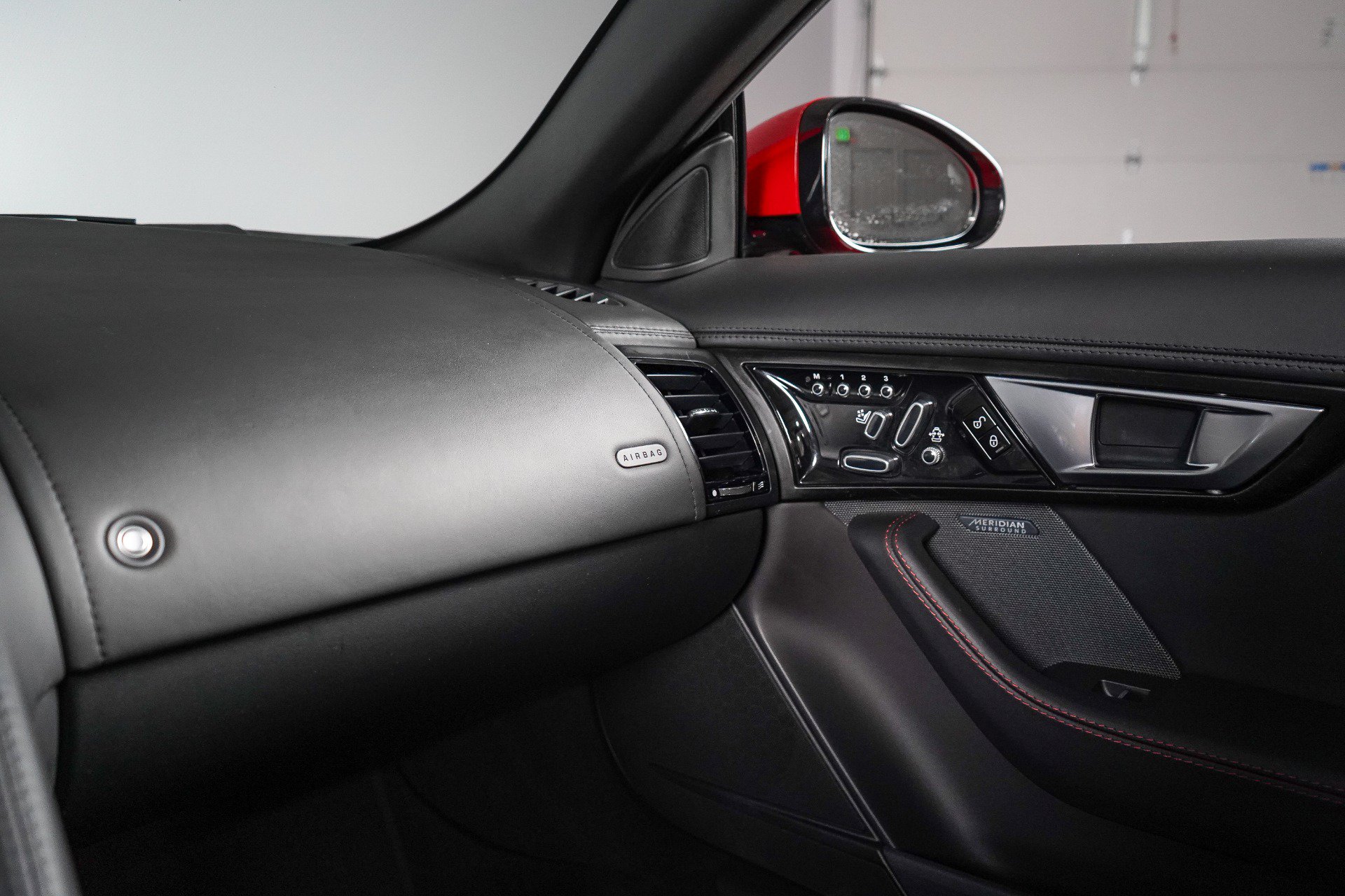 Used 2014 Jaguar F-TYPE S RWD image 59