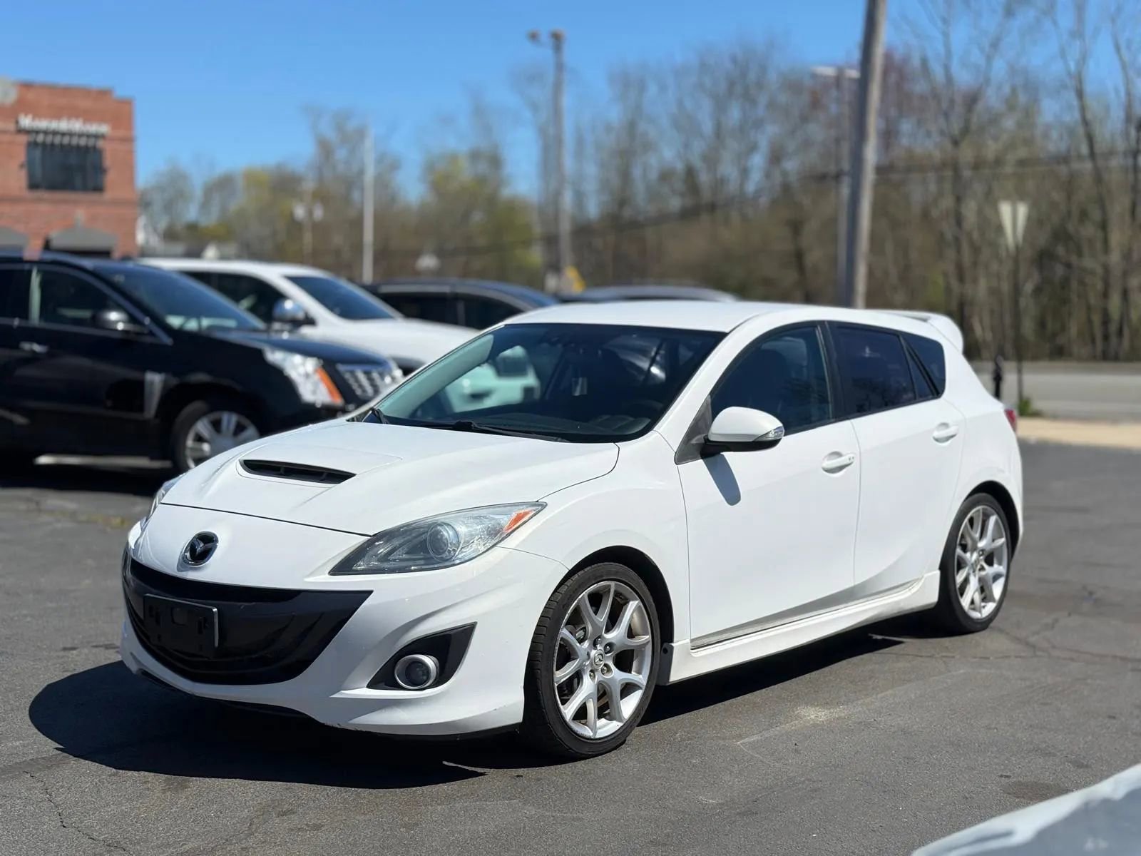 Used 2012 MAZDA MAZDA3 Touring w/ Mazdaspeed Tech Pkg FWD image 3
