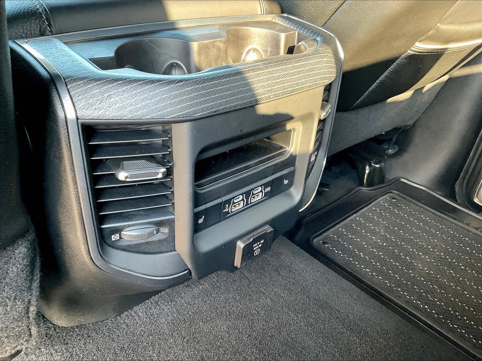 Used 2019 RAM 2500 Limited AWD/4WD image 13