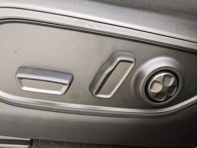 New 2025 Jeep Grand Cherokee Laredo X RWD image 18