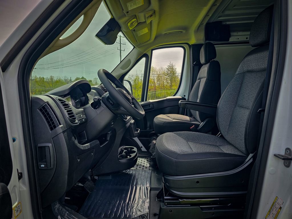 New 2026 RAM ProMaster 1500 w/ Convenience Group FWD image 12