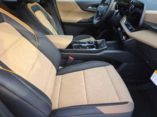 New 2026 Chevrolet Equinox ACTIV w/ Convenience Package III image 26