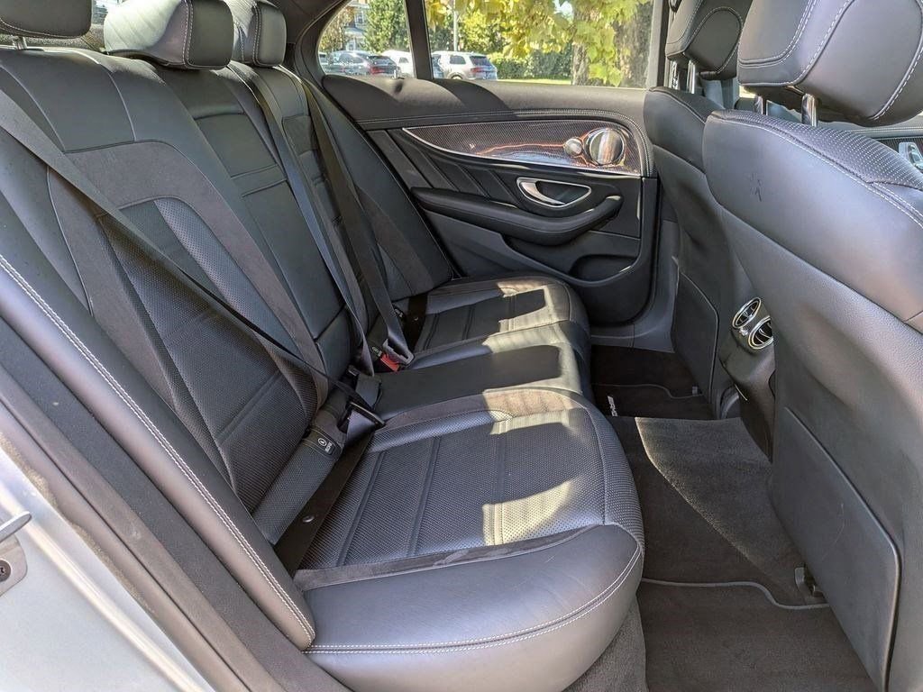 Used 2022 Mercedes-Benz E 53 AMG 4MATIC Sedan image 25