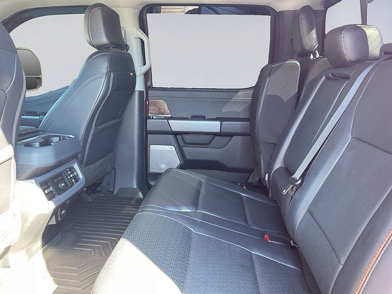 Used 2025 Ford F250 Lariat w/ Black Appearance Package AWD/4WD image 12