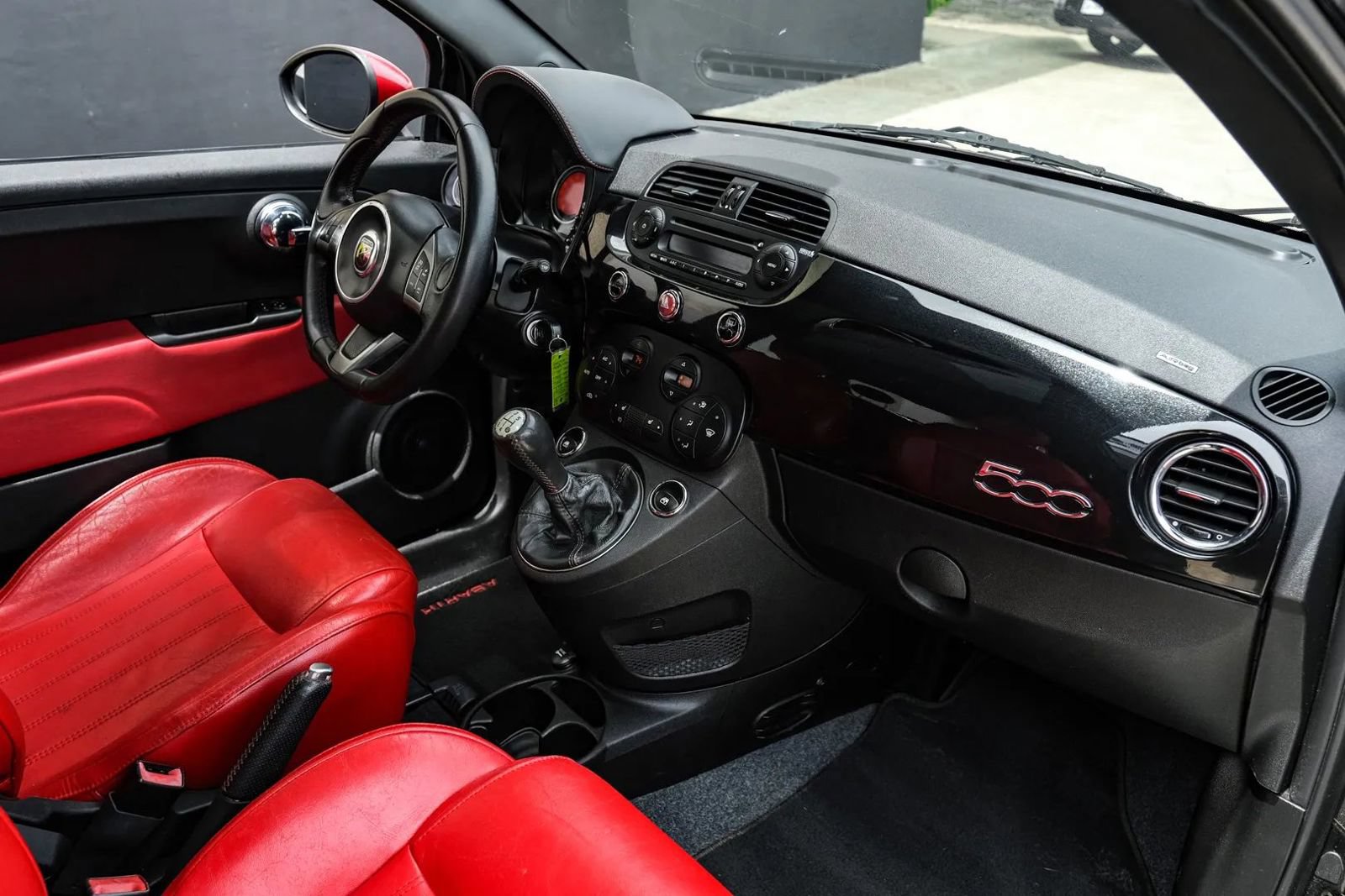 Used 2013 FIAT 500 Abarth w/ Comfort/Convenience Group FWD image 18