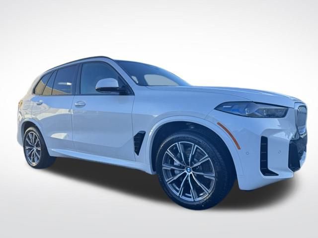 New 2026 BMW X5 xDrive40i w/ M Sport Package image 3