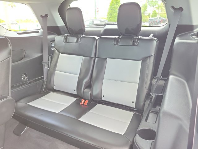 Certified 2022 Ford Explorer XLT w/ Equipment Group 202A RWD image 13