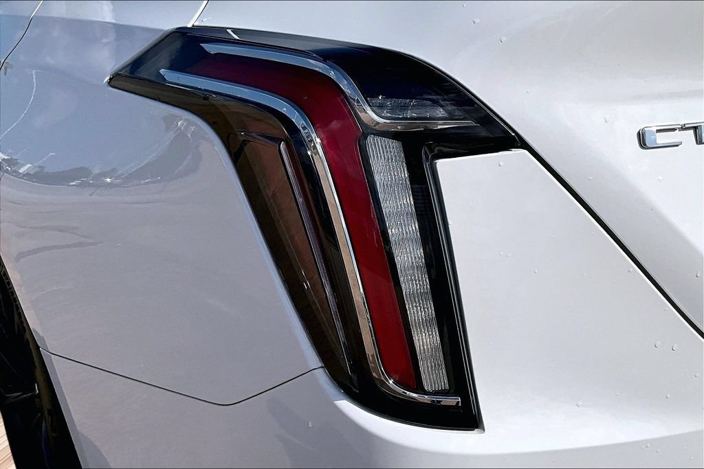 Used 2022 Cadillac CT4 V Blackwing w/ Driver Assist Package RWD image 30
