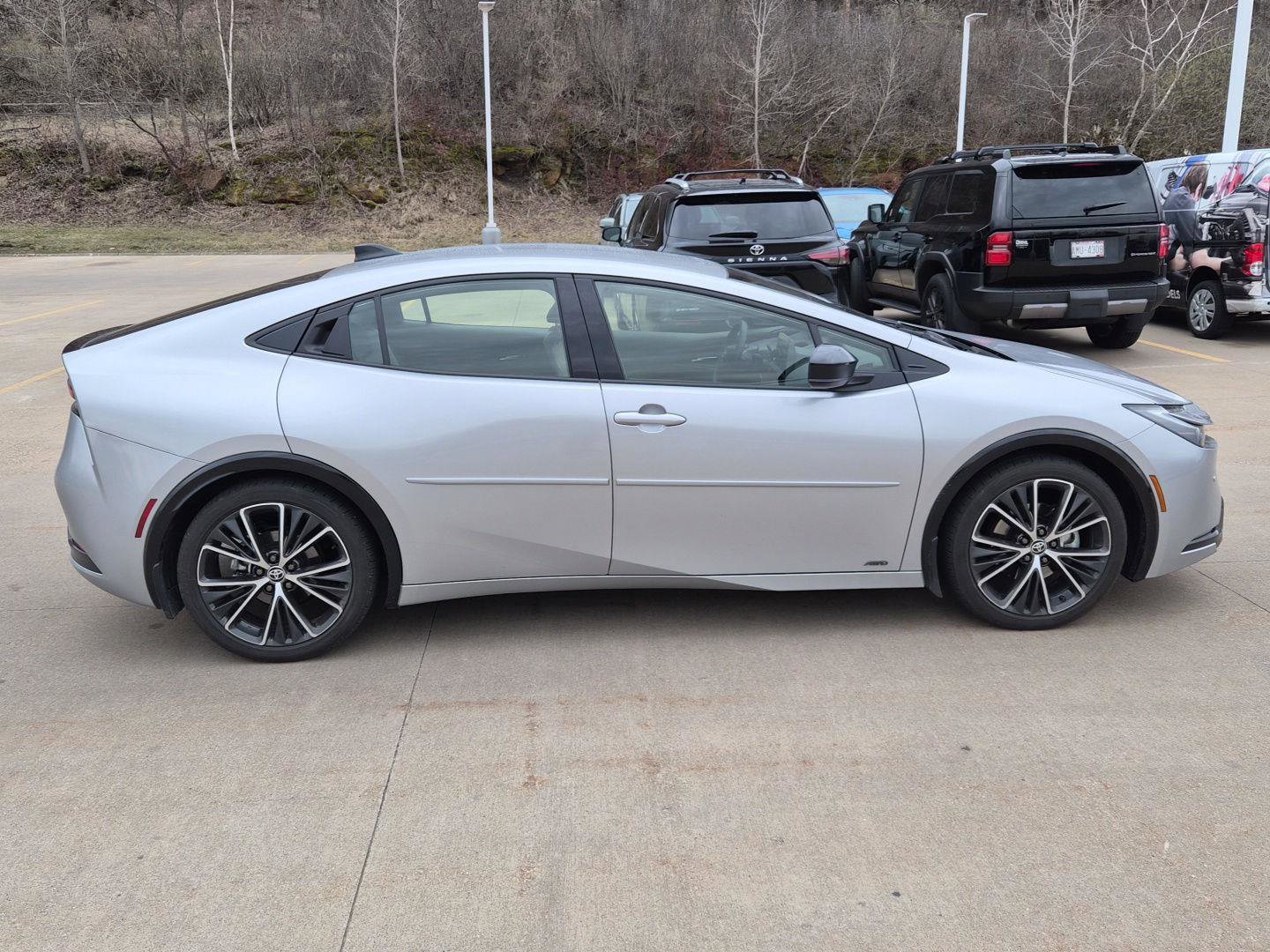 Used 2026 Toyota Prius XLE image 14