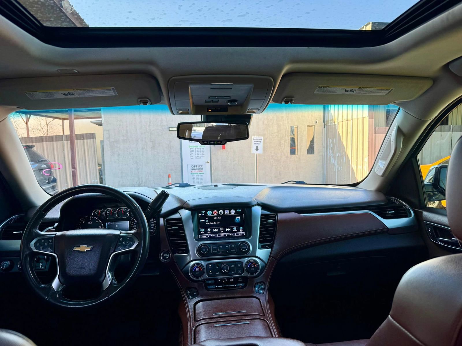 Used 2018 Chevrolet Suburban Premier image 7