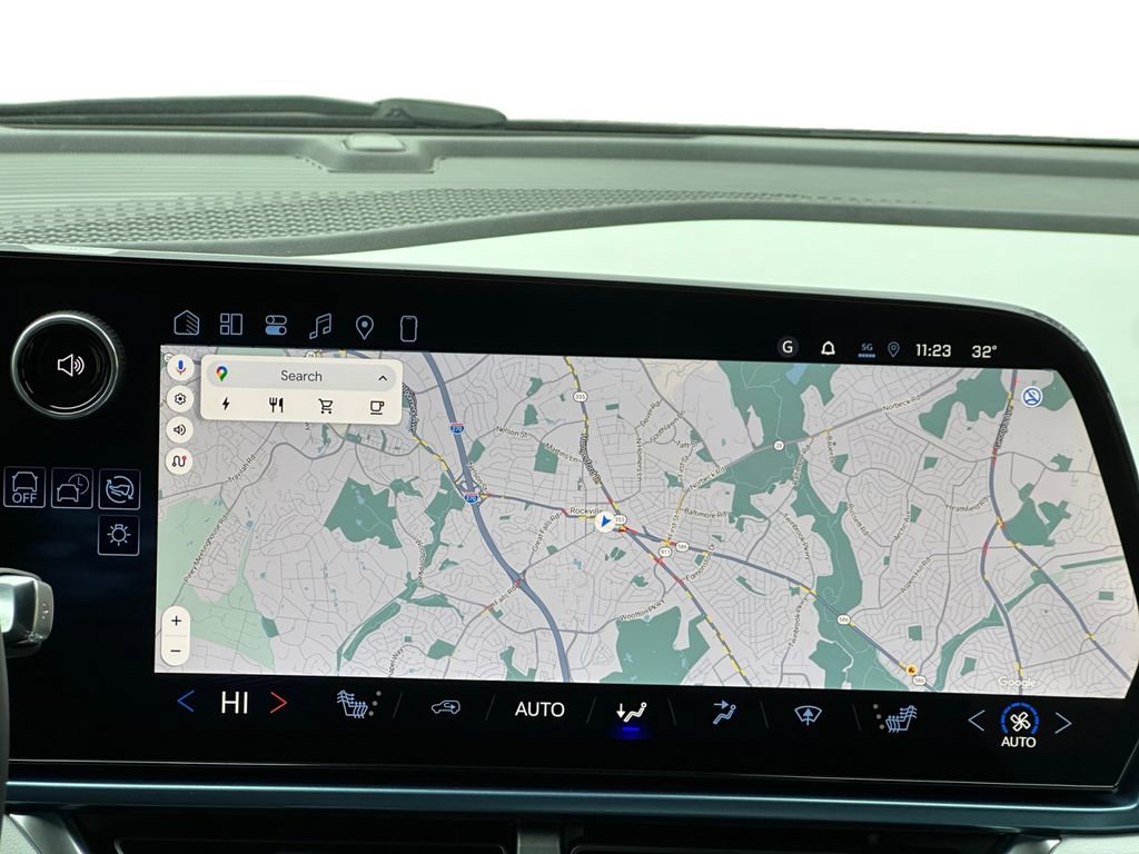 New 2026 Chevrolet Equinox EV LT image 15