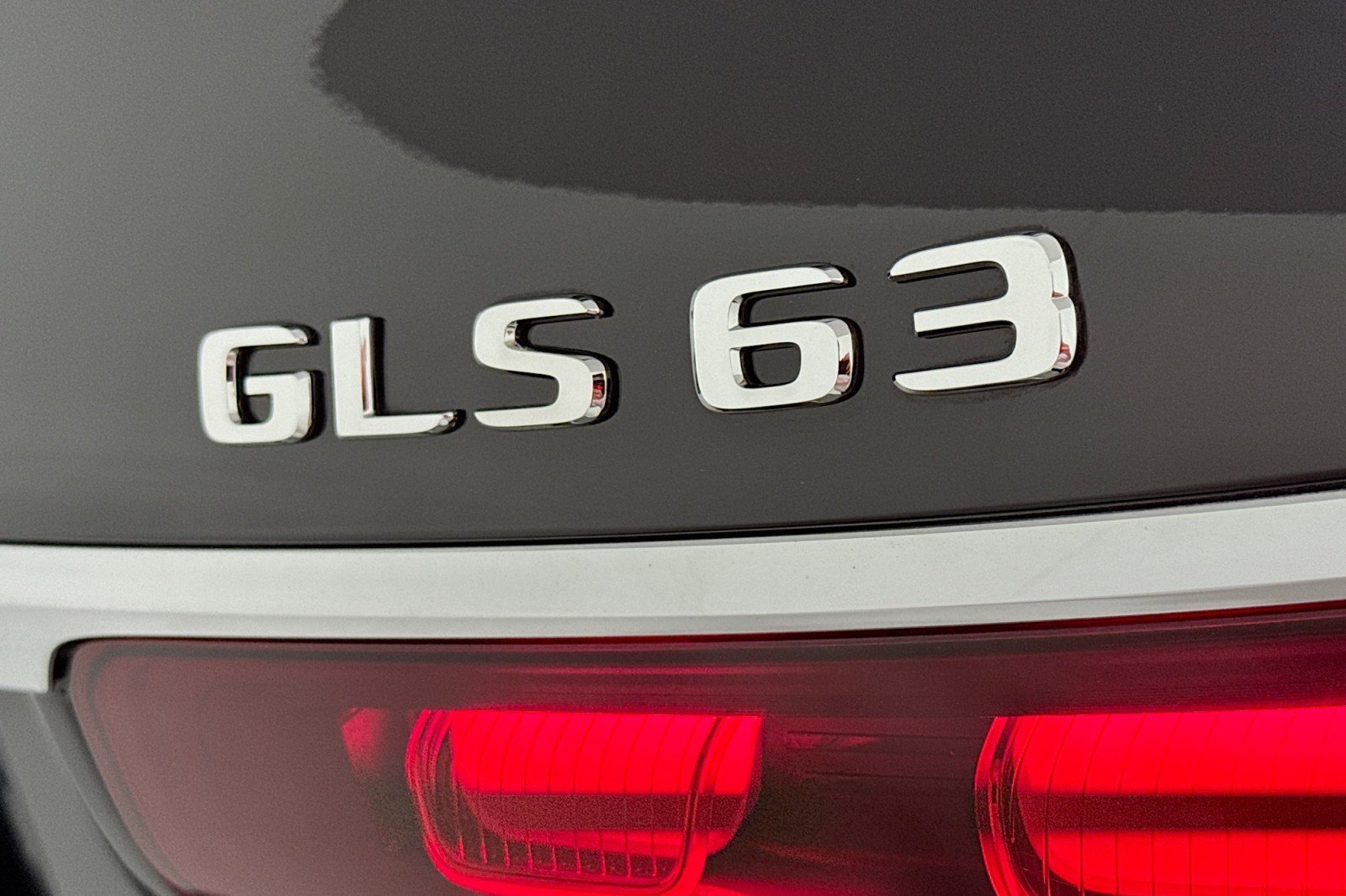 Certified 2025 Mercedes-Benz GLS 63 AMG 4MATIC image 10