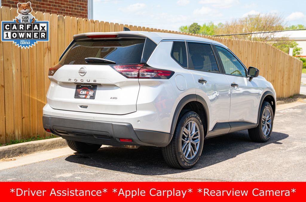Used 2024 Nissan Rogue S image 6