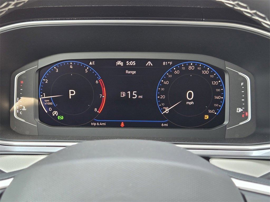 New 2025 Volkswagen Taos SEL image 13