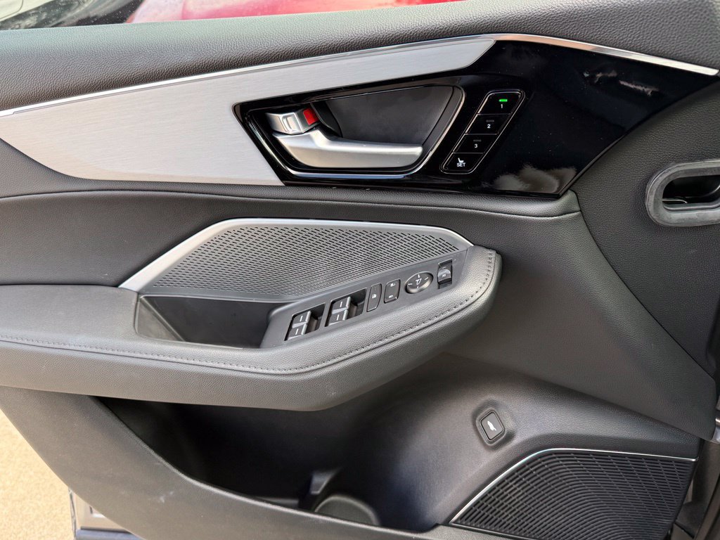 Certified 2026 Acura MDX SH-AWD image 30