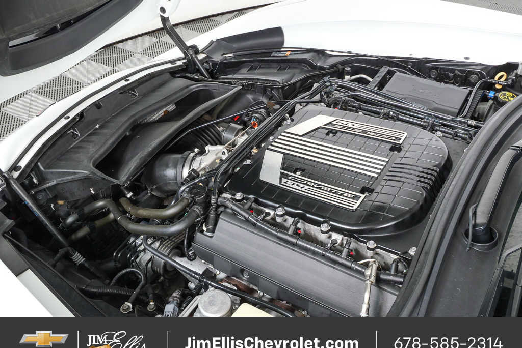 Certified 2015 Chevrolet Corvette Z06 w/ 3LZ Preferred Equipment Group image 36