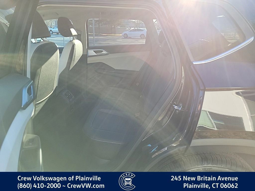 New 2026 Volkswagen Taos SE image 14
