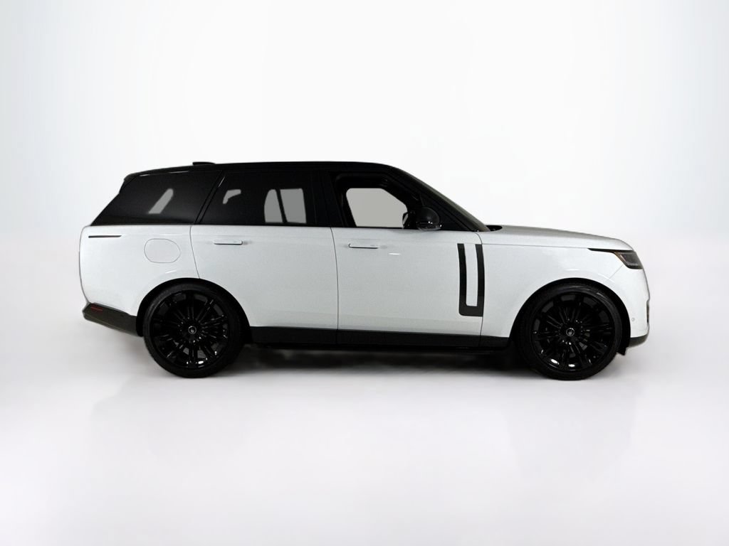 Used 2024 Land Rover Range Rover SE AWD/4WD image 6