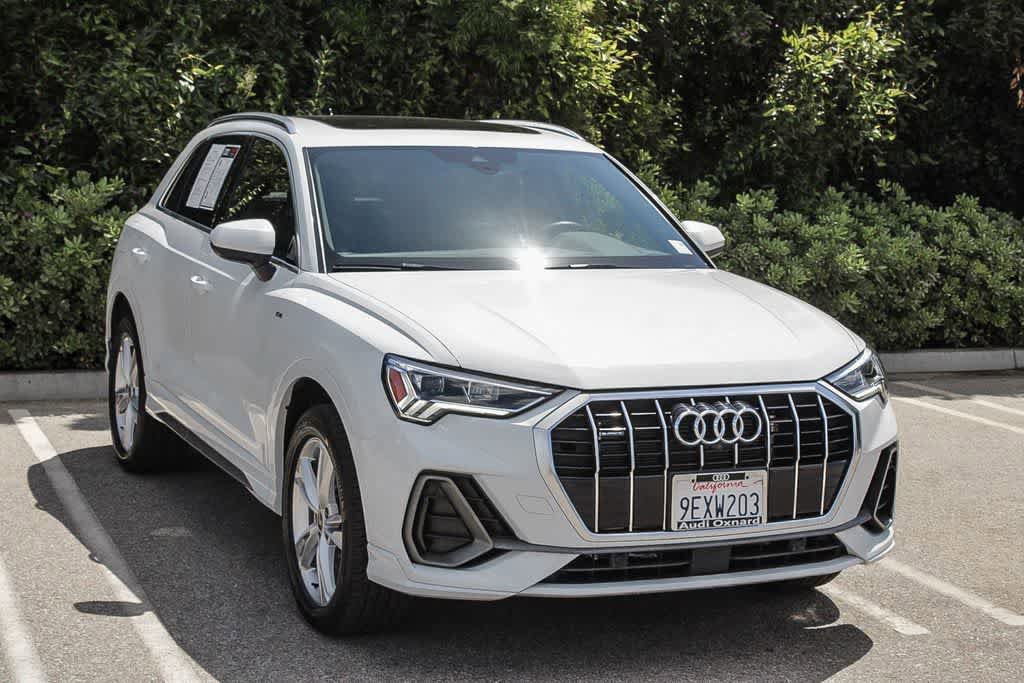 Used 2023 Audi Q3 2.0T Premium Plus w/ Premium Plus Package AWD/4WD image 3