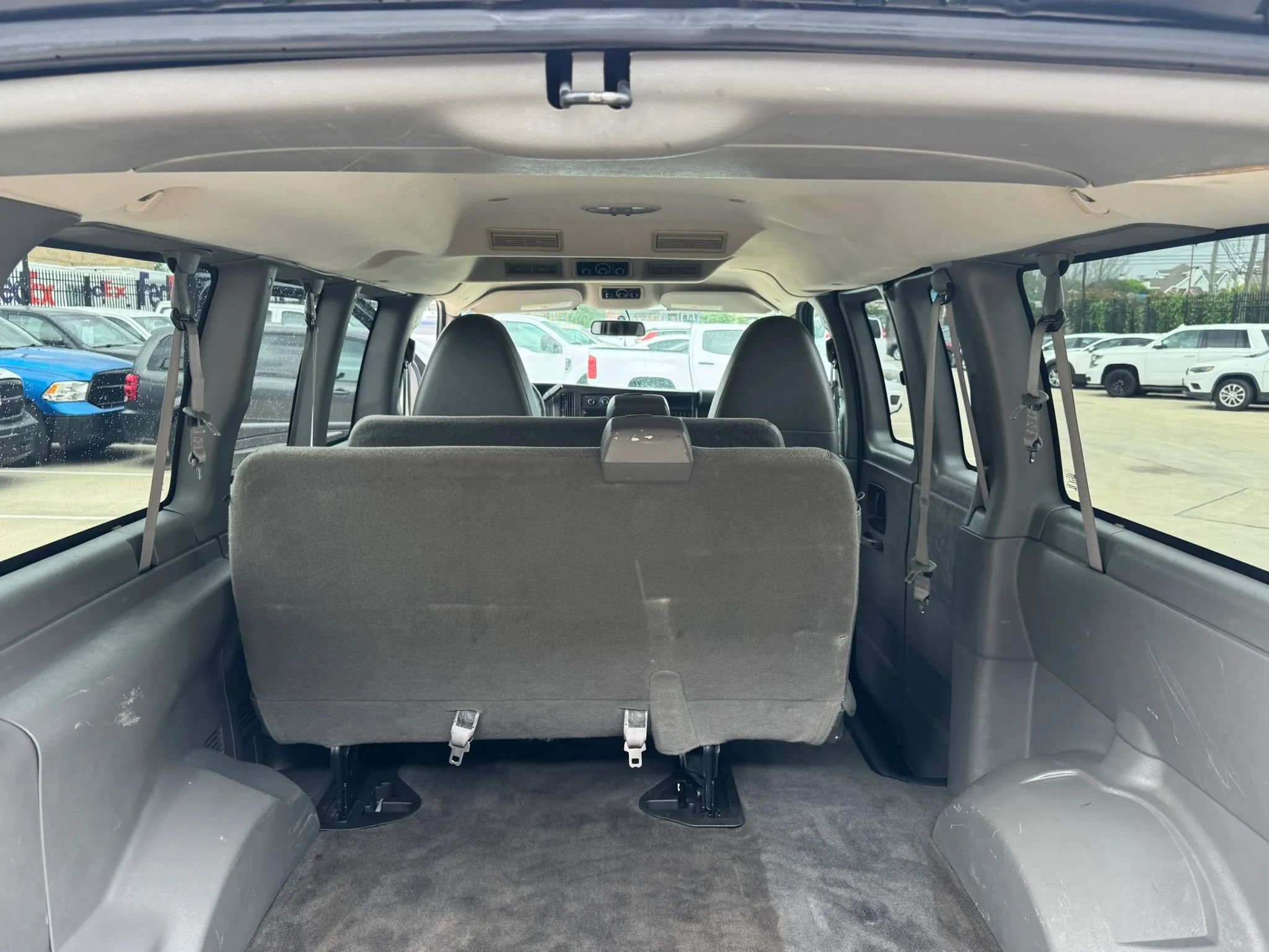 Used 2015 Chevrolet Express 2500 LS image 27