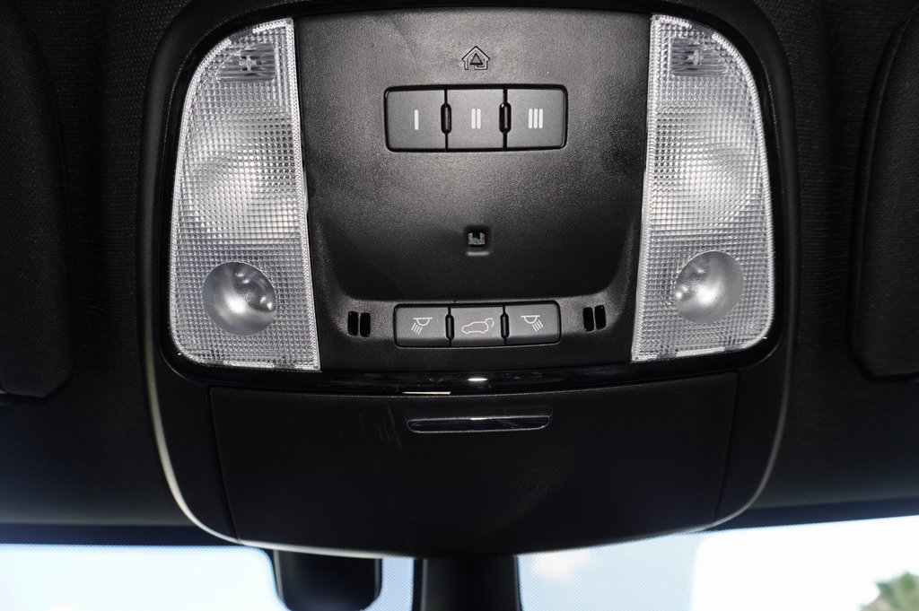 Used 2023 Dodge Durango GT image 23