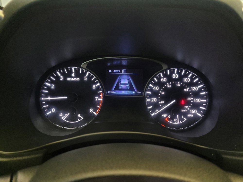 Used 2020 Nissan Pathfinder SL image 23