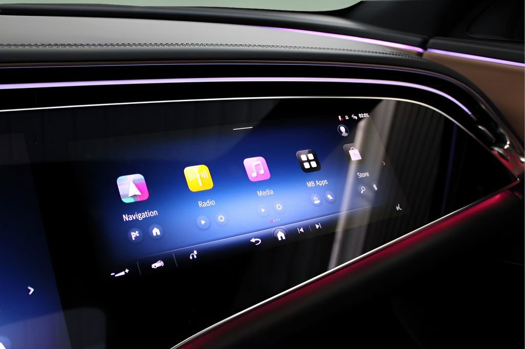 Used 2025 Mercedes-Benz E 450 4MATIC Sedan image 35