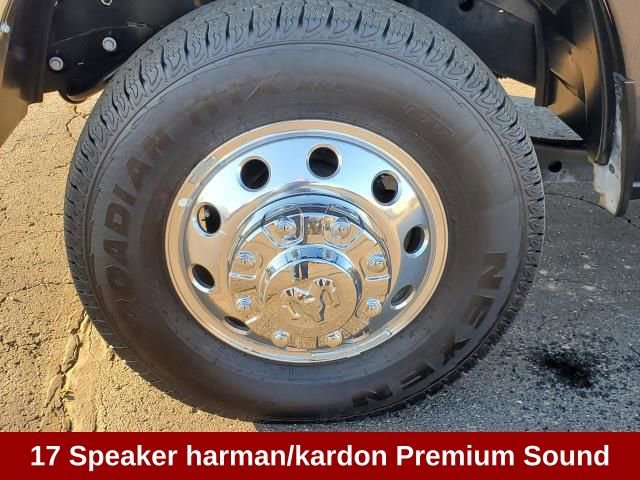 Used 2025 RAM 3500 Laramie image 11