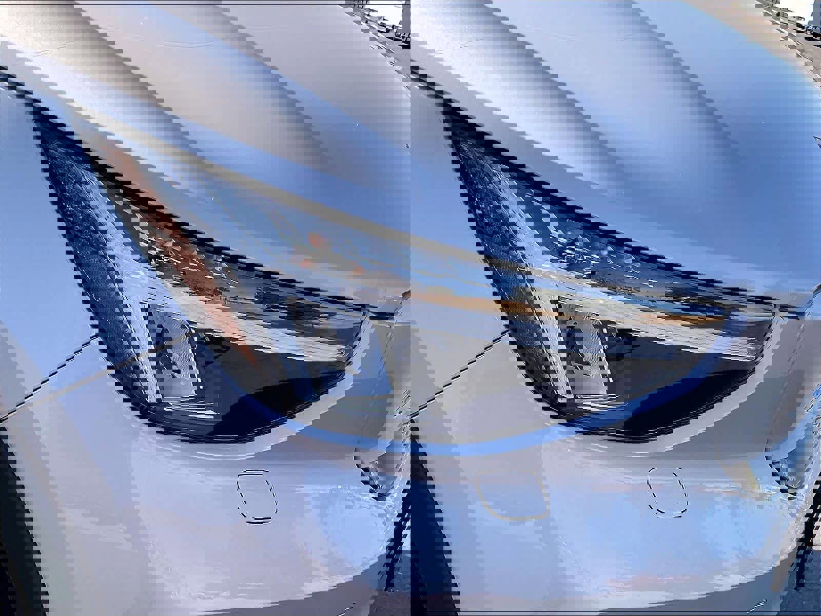 Used 2023 Volvo XC40 Recharge Plus image 31