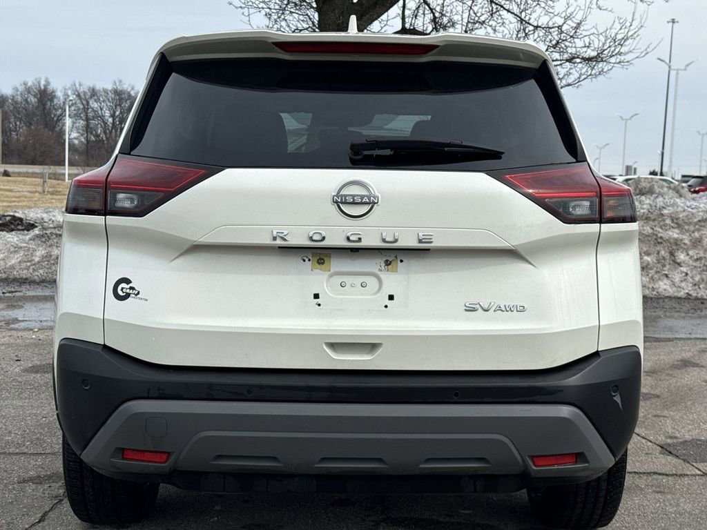 Used 2023 Nissan Rogue SV image 7