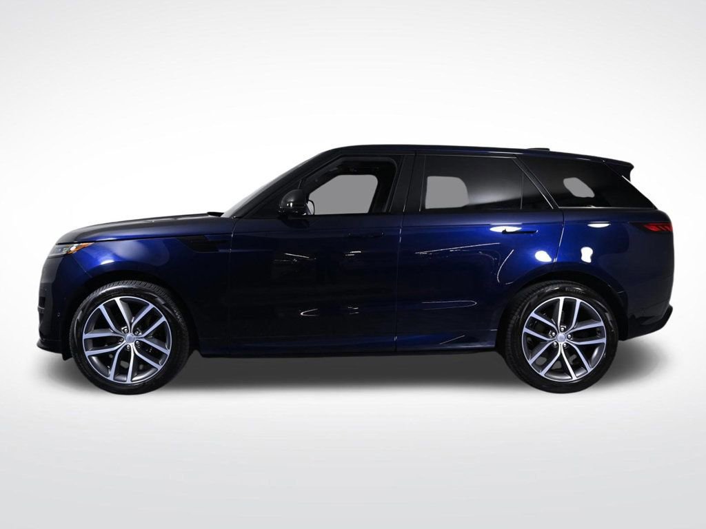 Used 2023 Land Rover Range Rover Sport SE Dynamic AWD/4WD image 3