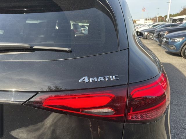 Used 2025 Mercedes-Benz GLC 300 4MATIC image 6