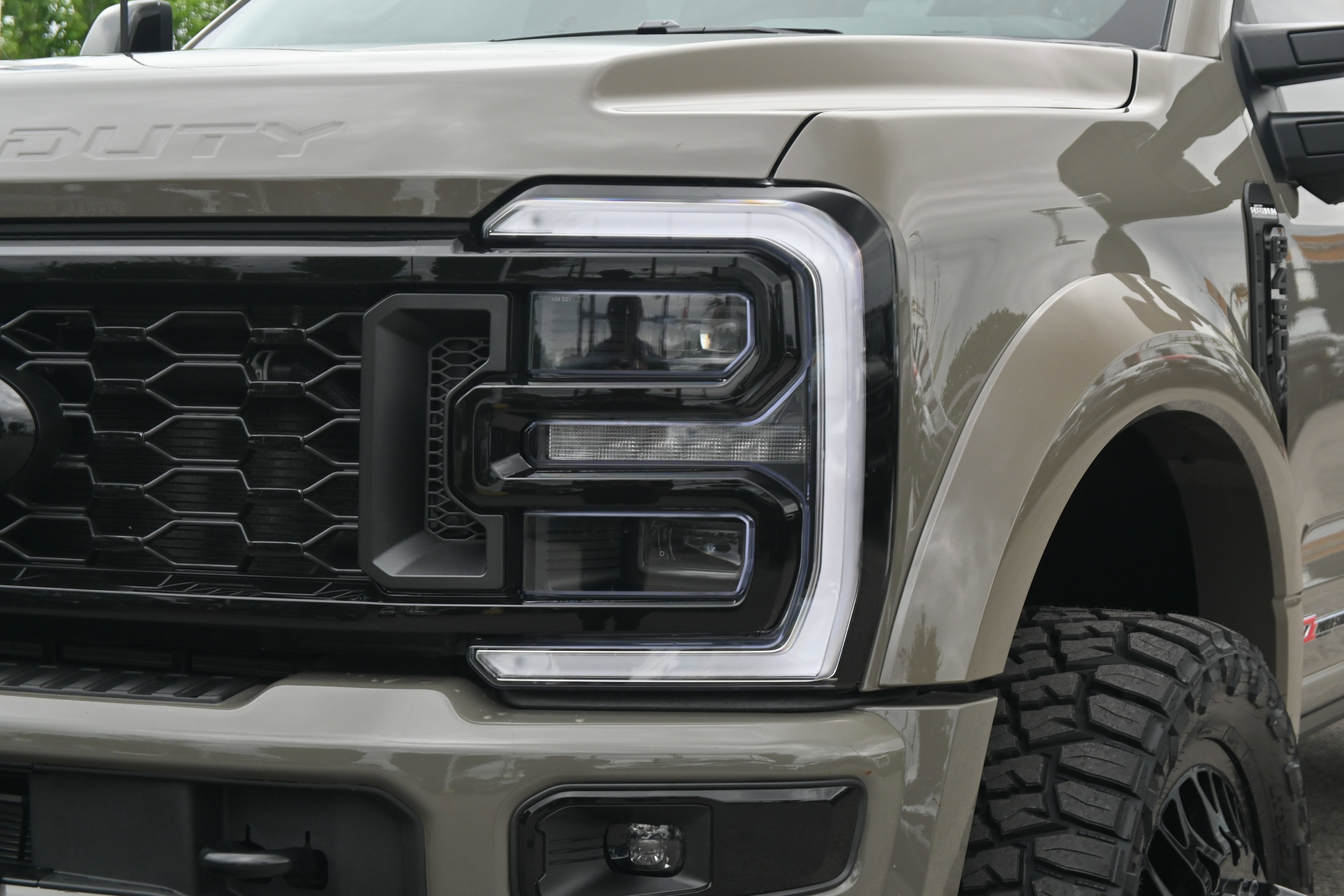 Used 2026 Ford F450 Platinum w/ Platinum Plus Package AWD/4WD image 6