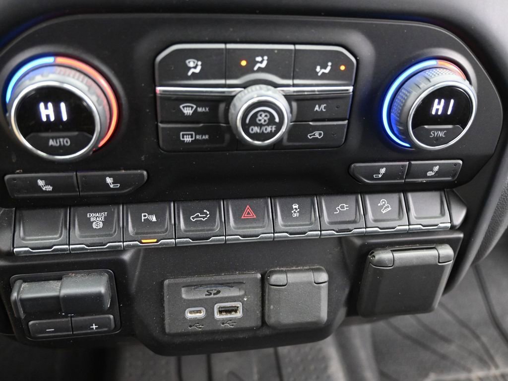 Used 2021 Chevrolet Silverado 2500 LT w/ All Star Edition image 32