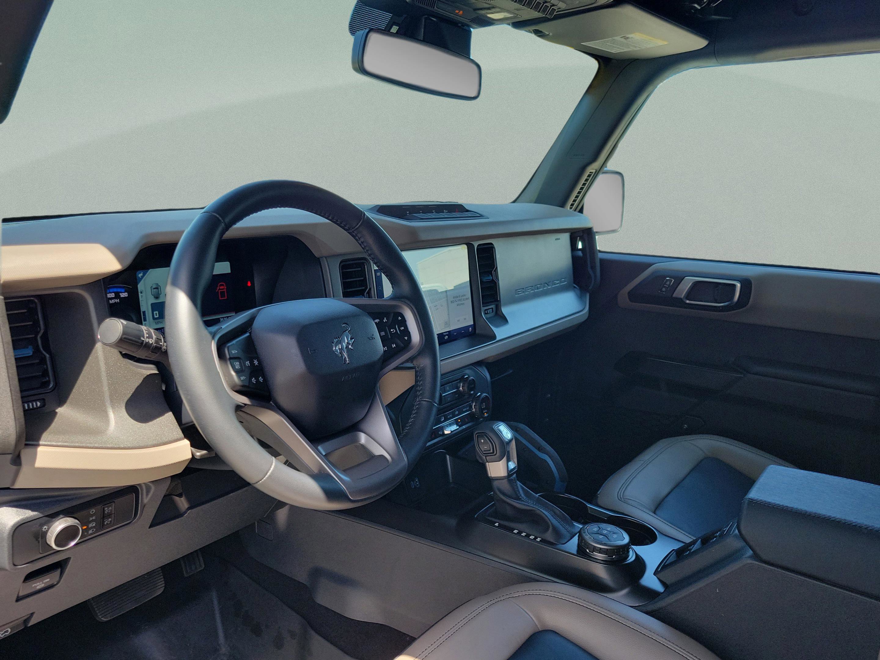 Used 2024 Ford Bronco Wildtrak image 6