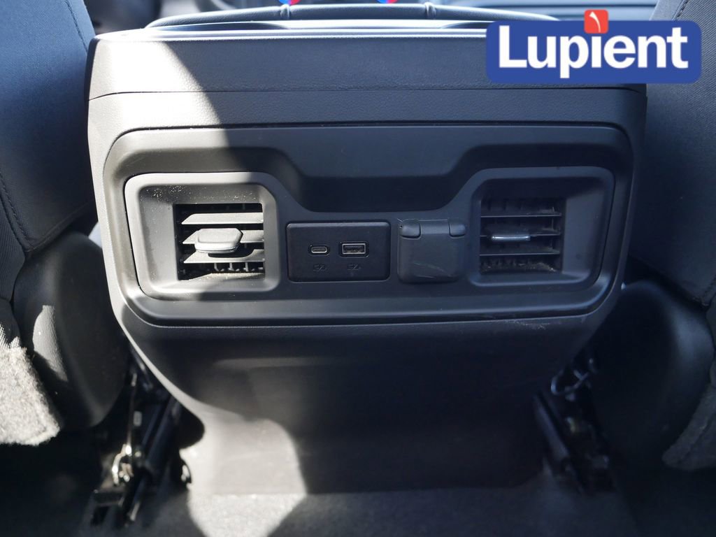 Used 2022 Chevrolet Silverado 1500 RST image 18