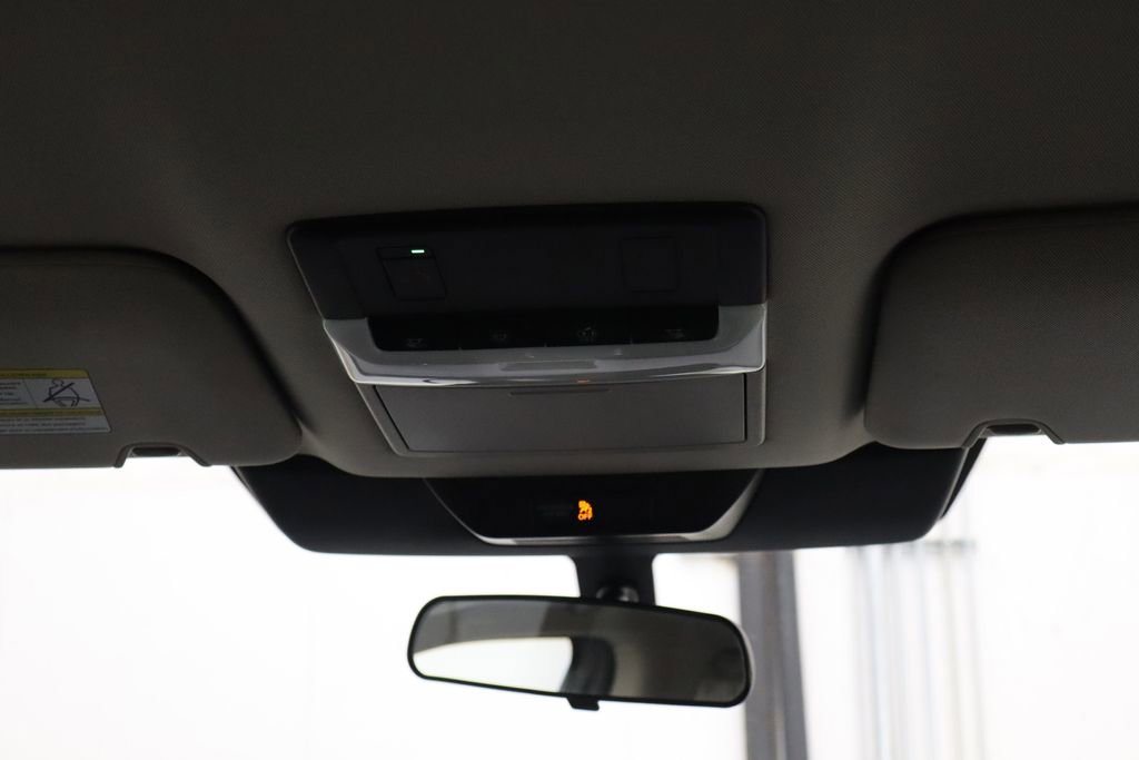 Used 2024 Nissan Pathfinder SV image 29