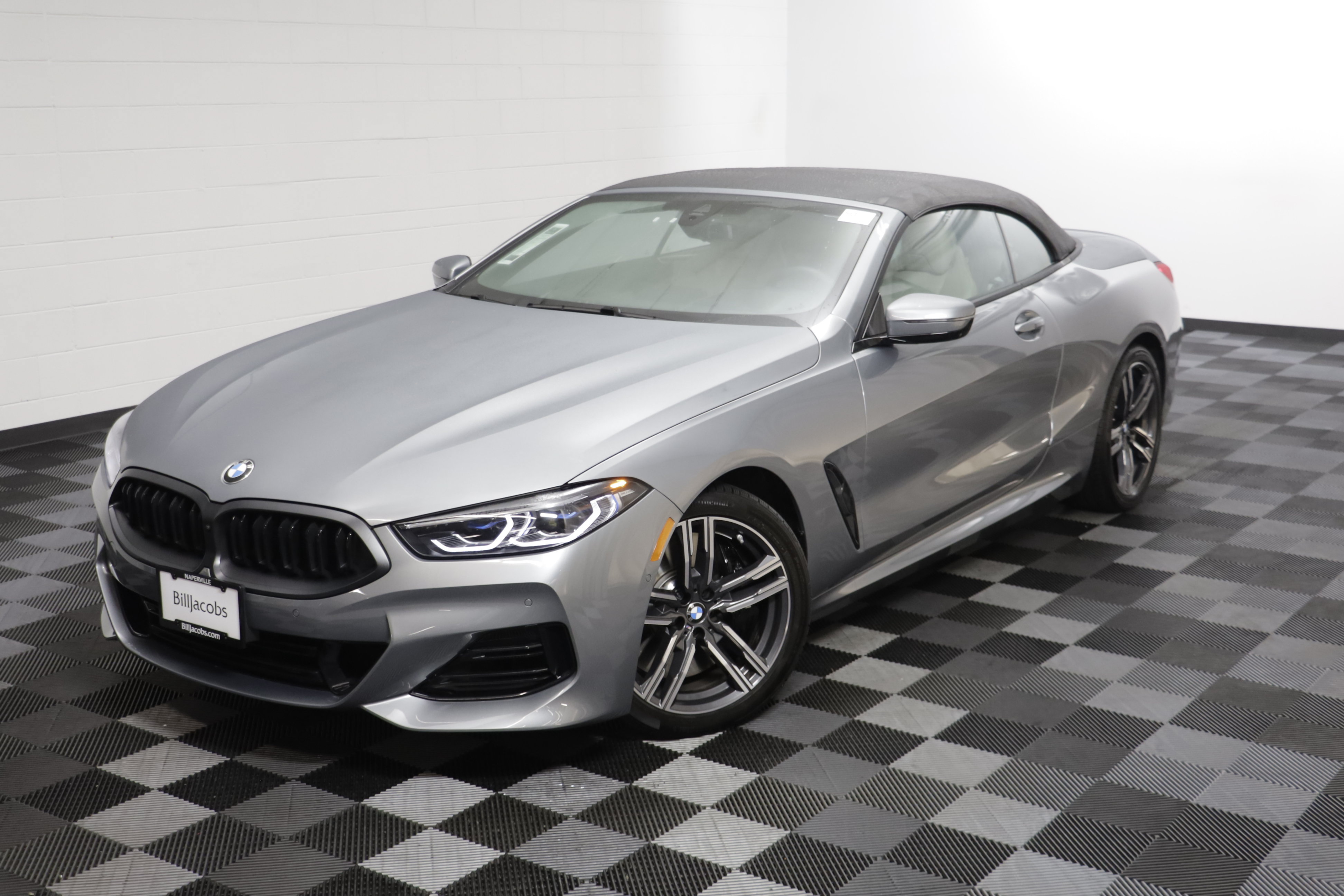 Used 2026 BMW 840i xDrive Convertible w/ Comfort Seating Package AWD/4WD image 2