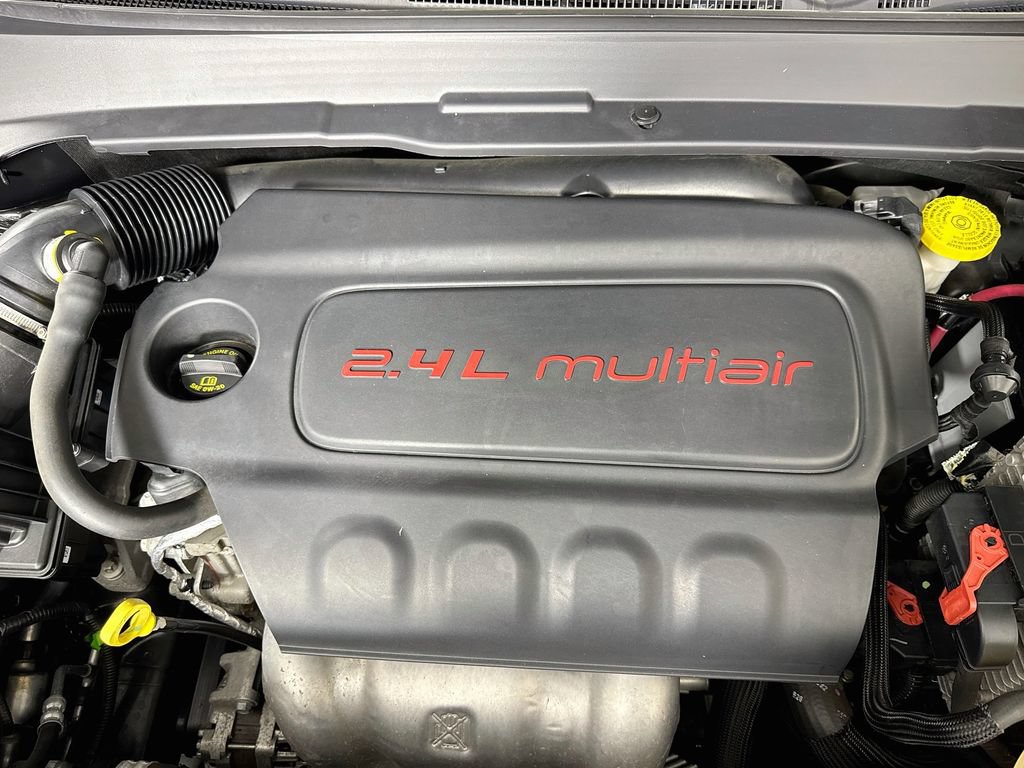 Used 2018 Jeep Compass Latitude w/ Popular Equipment Group AWD/4WD image 29