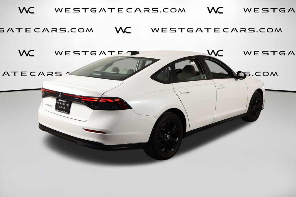 Used 2025 Honda Accord SE image 41