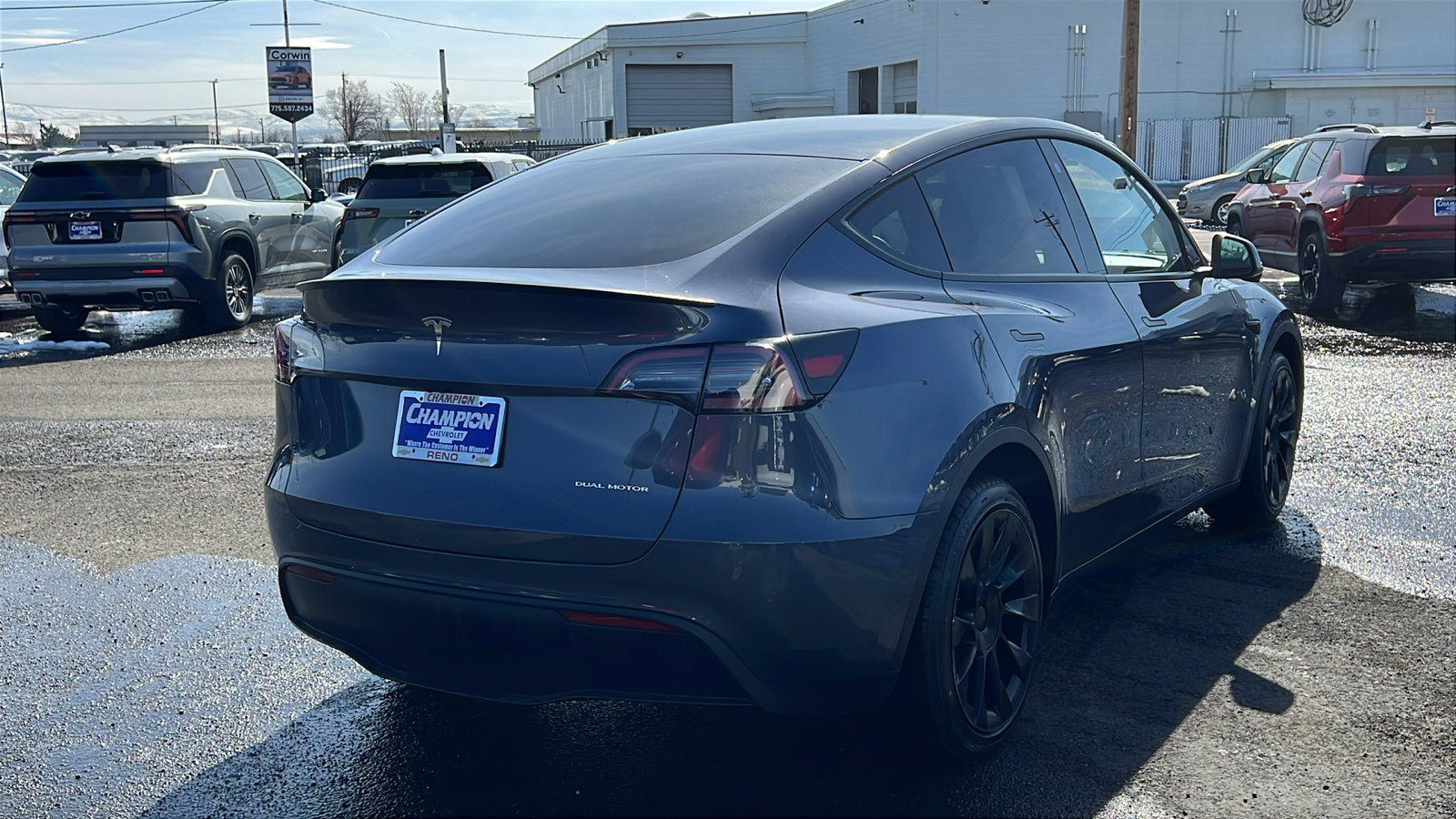 Used 2023 Tesla Model Y Long Range AWD/4WD image 5