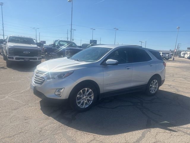 Used 2021 Chevrolet Equinox LT image 2