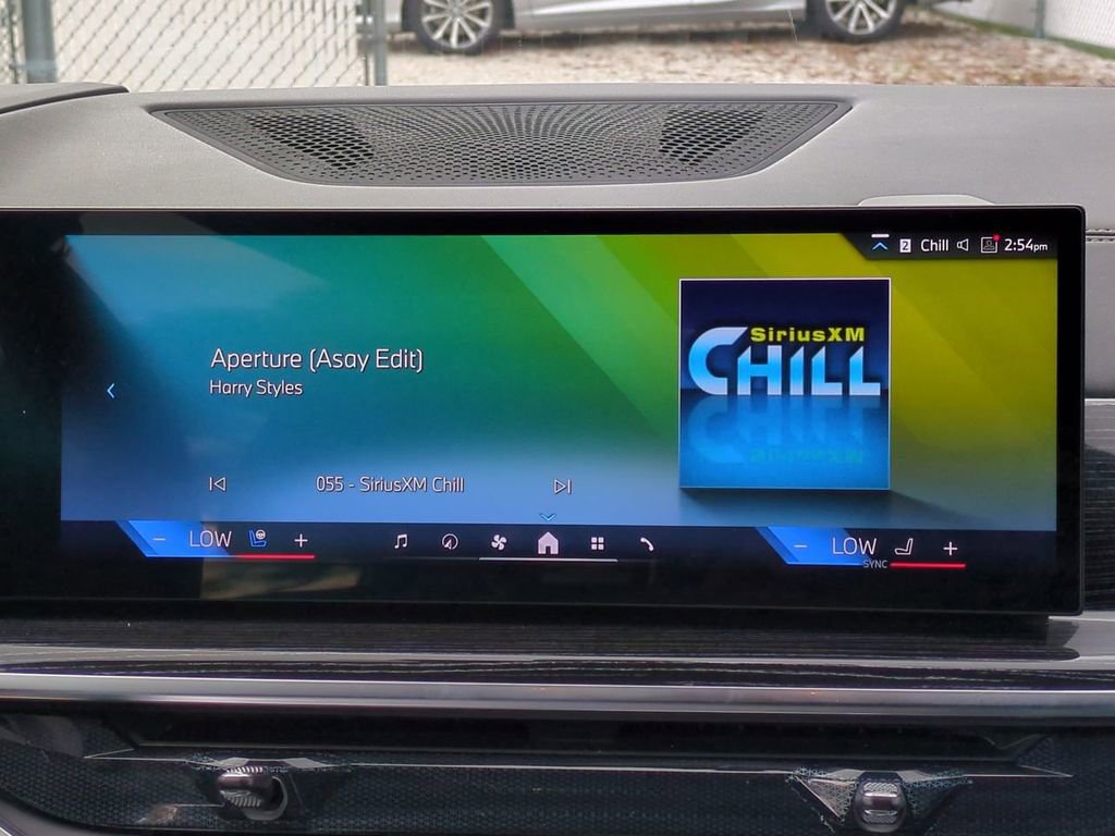 Used 2026 BMW X5 sDrive40i image 18
