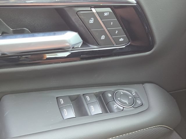 New 2026 Chevrolet Suburban Premier AWD/4WD image 30