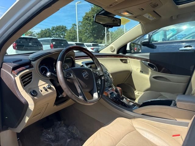 Used 2011 Buick LaCrosse CXS w/ Driver Confidence Package FWD image 10